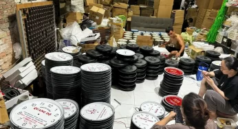 Đồng hồ treo tường in logo công ty – Quà tặng doanh nghiệp sang trọng